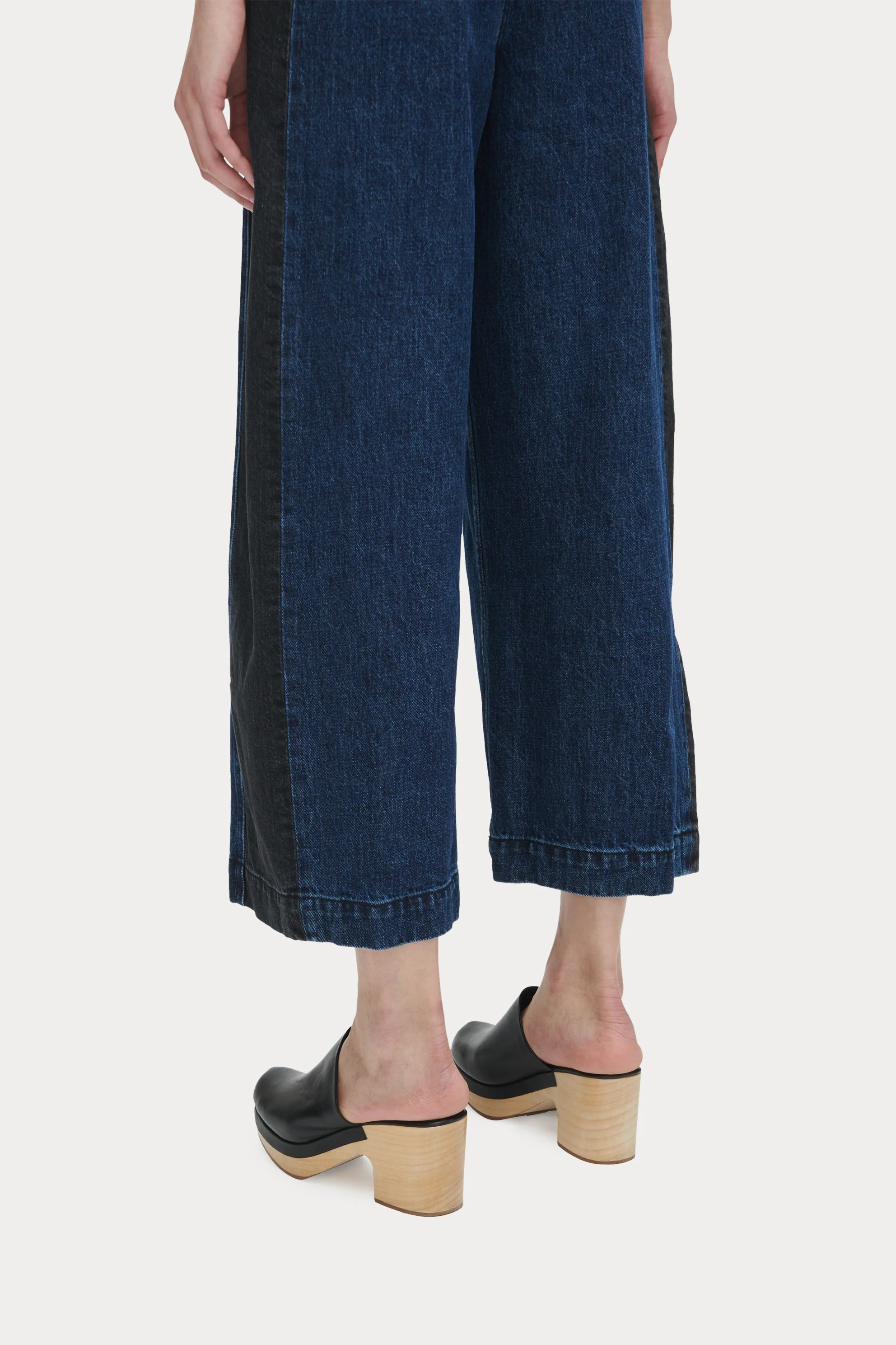 Bose Clog - Image 5