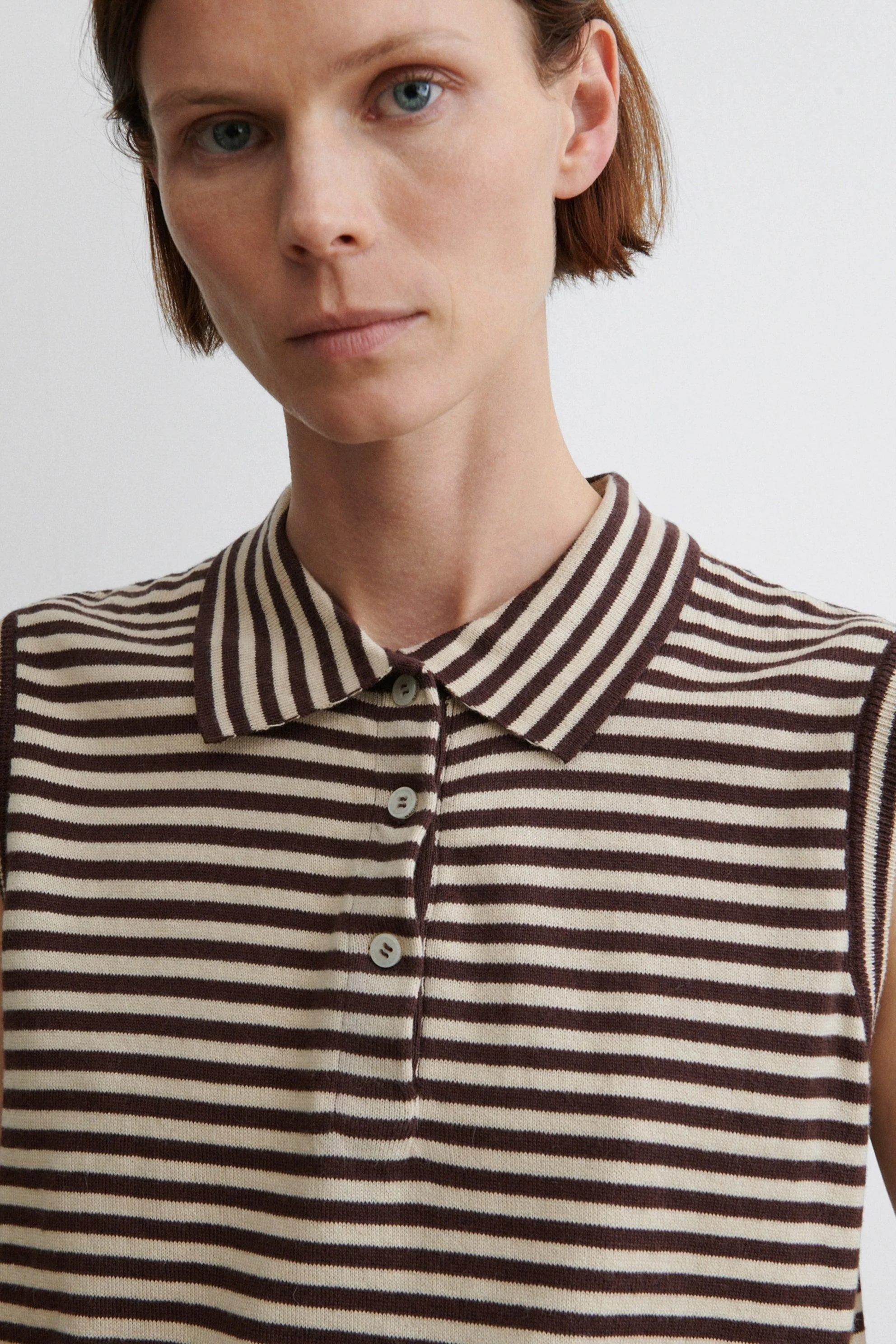 Pola Vest - Image 3