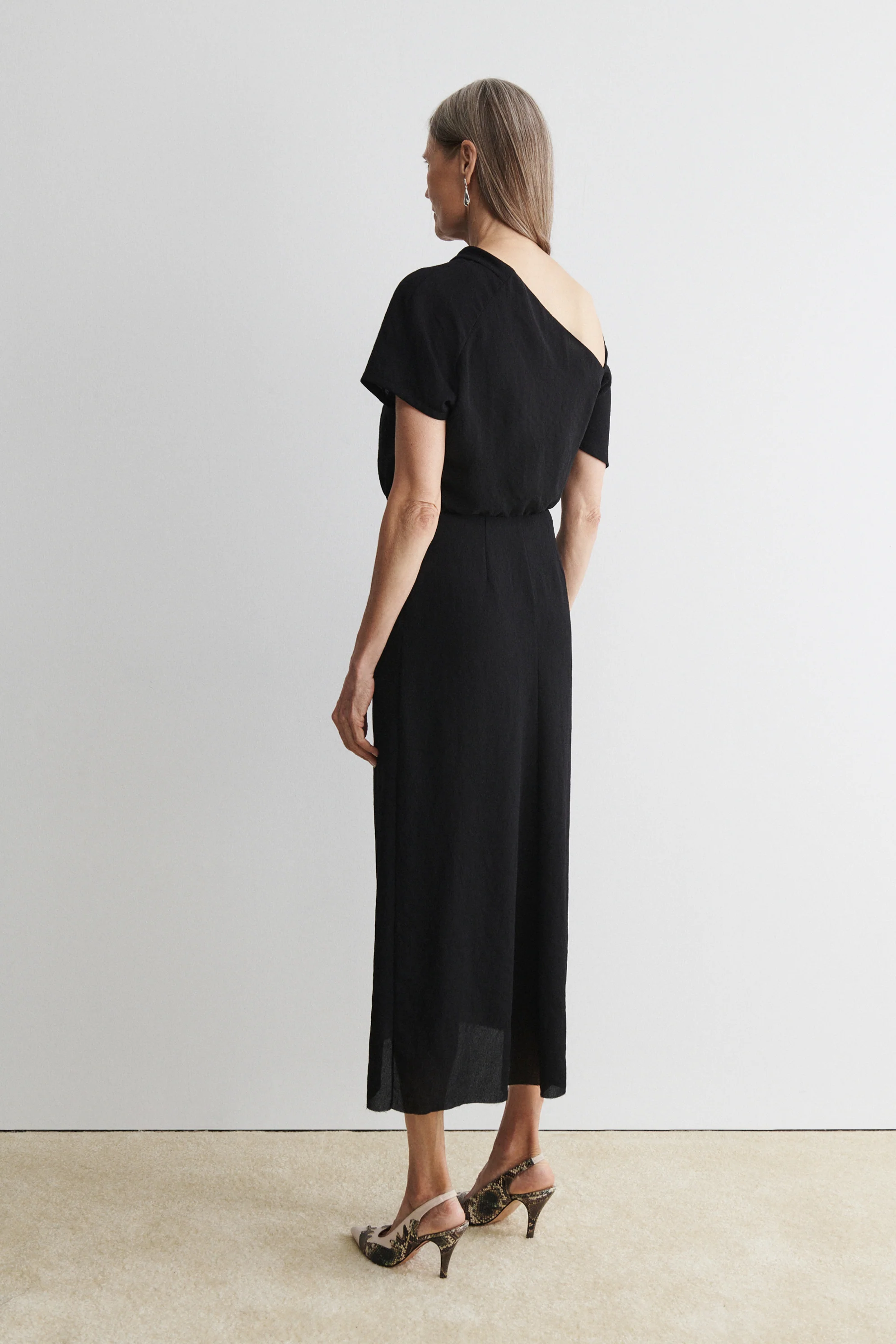 Pout Dress - Image 4