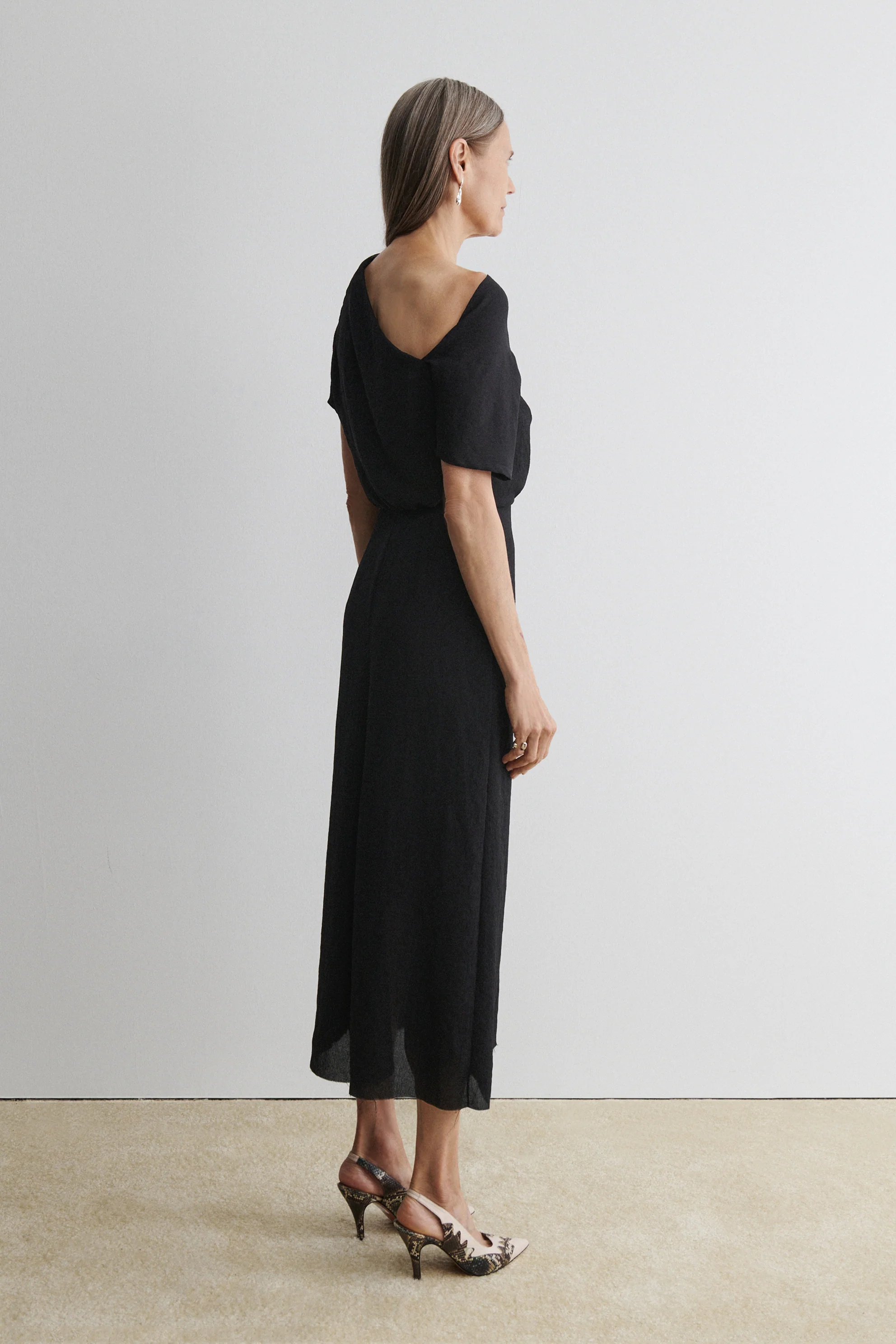 Pout Dress - Image 5