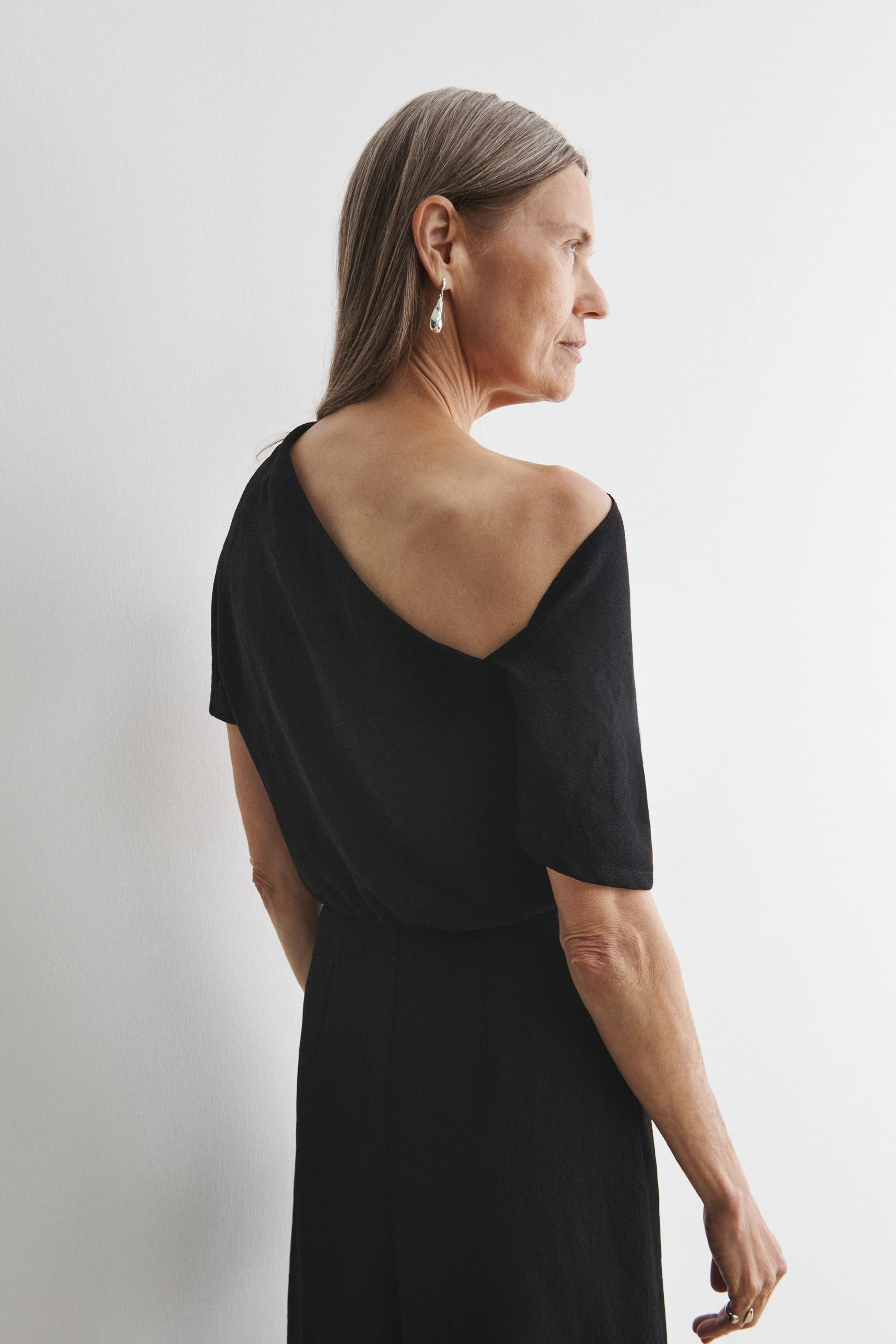 Pout Dress - Image 6